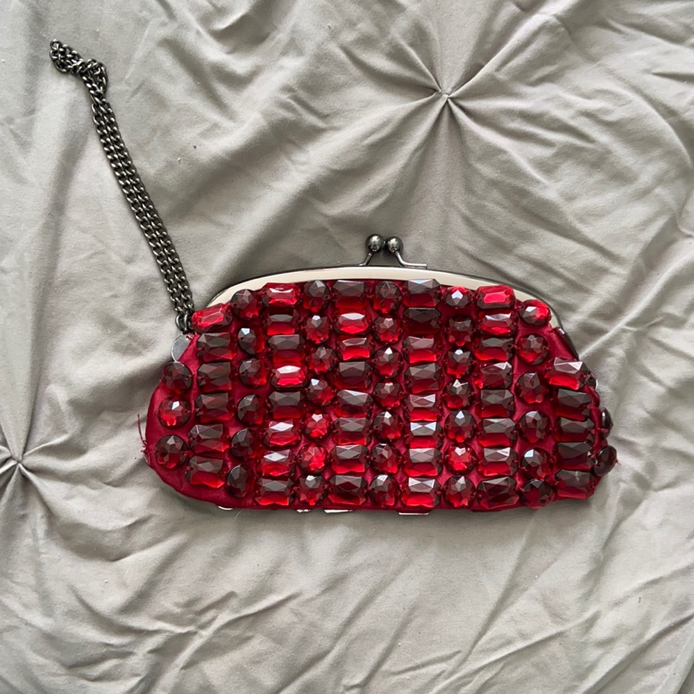 Ruby clutch